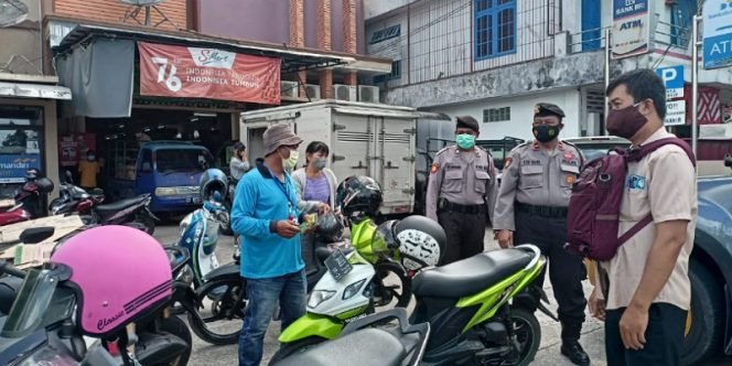 
					Petugas Gabungan Razia Jukir Liar. Foto: fokusborneo.com