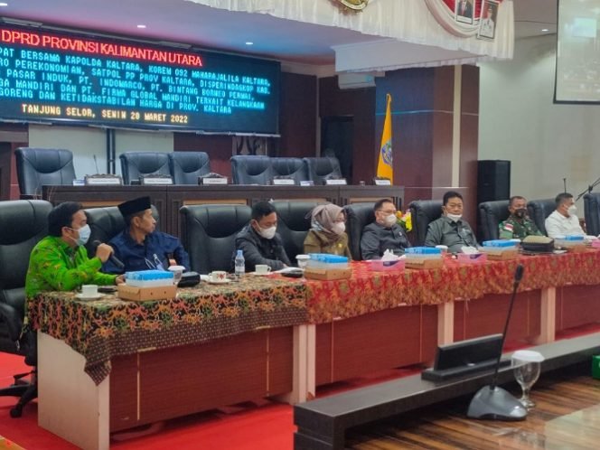 
					RDP soal minyak goreng antara Komisi II DPRD Provinsi Kaltara dengan pihak terkait. Foto : Ist.