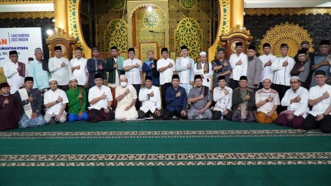 
					Safari Ramadhan ke KTT, Gubernur Zainal Jalin Silaturahmi dan Serap Aspirasi Masyarakat