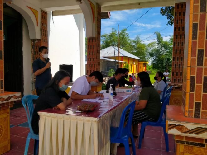 
					PEMIKAT Tarakan, bekerja sama dengan Binda Kaltara melaksanakan vaksinasi bertempat di Gereja Toraja Jemaat Elim Juata Laut, Sabtu (23/04)