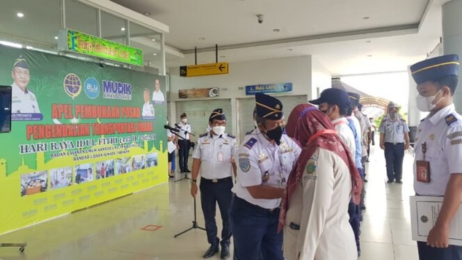 
					Pembukaan posko angkutan lebaran 2022 di Bandara Juwata Tarakan