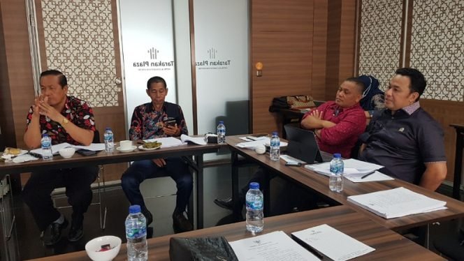 
					Pansus 4 DPRD Provinsi Kaltara bahas raperda tentang penyelenggaraan pendidikan. Foto : Fokusborneo.com