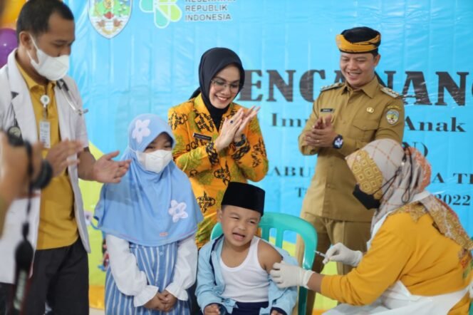 
					Pencanangan Bulan Imunisasi Anak Nasional (BIAN) berlangsung di PAUD dan SD Al- Amin Tana Tidung, Selasa (24/5)