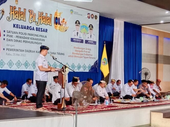 
					Bupati Ibrahim Ali Bersyukur Ada Kegiatan Halal Bihalal Bersama OPD