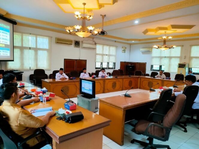 
					Rapat dengar pendapat antara Komisi 2 DPRD Kota Tarakan dengan Baznas. Foto : Fokusborneo.com 
