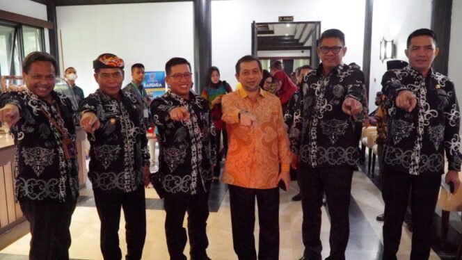 
					Foto : Dkisp Kaltara 