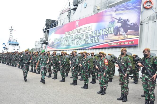 
					450 Personel Satgas Pamtas RI – Malaysia Yonarmed 5/Pancagiri Tiba di Balikpapan