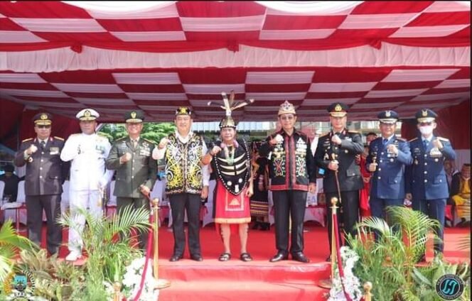 
					Ikuti Upacara HUT ke 77 RI, Ketua DPRD Kaltara Bertugas Bacakan Naskah Proklamasi