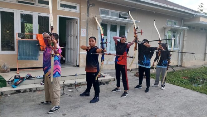
					 Atlet Panahan KTT masuk pusat pendidikan dan latihan pelajar (PPLP) Provinsi Kaltara