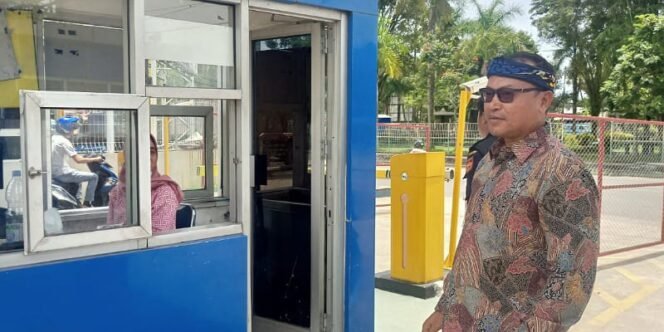 
					GM PT Pelindo IV Cabang Tarakan, Rio Dwi Santoso Melihat Langsung Pelayanan Masuk Pelabuhan Malundung Tarakan