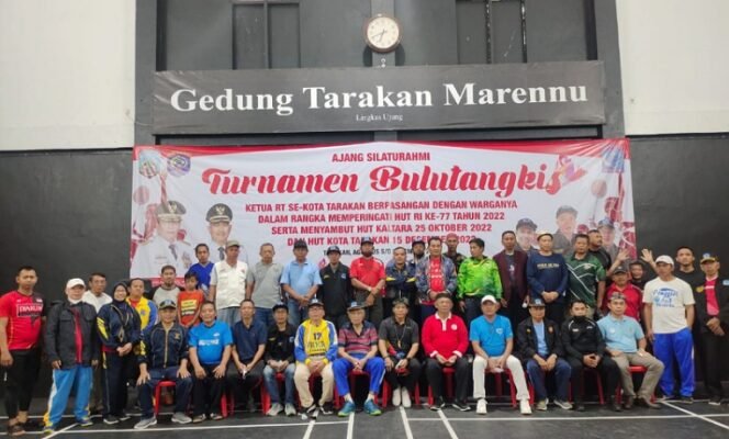
					Pembukaan turnamen bulutangkis FKKRT Cup 2022. Foto : Ist.