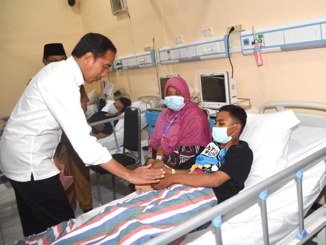 
					Presiden Jokowi Kunjungi Korban Tragedi Kanjuruhan di Malang