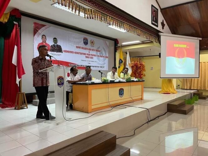 
					Wali Kota Tarakan, dr. H. Khairul, M.Kes.. bersama dengan KONI Tarakan menggelar rapat koordinasi keikutsertaan pada Pekan Olahraga Provinsi (Porprov) I Kalimantan Utara bertempat di Gedung Serbaguna Pemkot Tarakan, Minggu (09/10).

