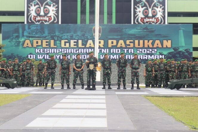 
					Pangdam VI/ Mlw Apimpin Apel Gelar Kesiapsiagaan TNI AD TA 2022