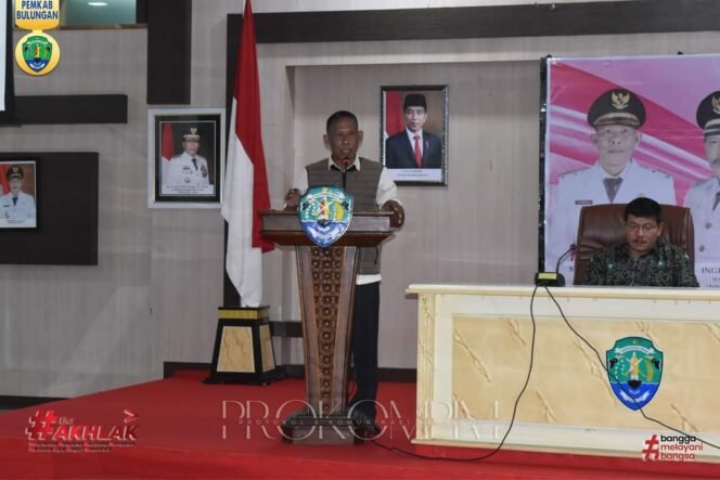 
					Bupati Bulungan, Syarwani membuka Rakerda UKS/M bertempat di Ruang Serbaguna Lantai II Kantor Bupati, Jumat (23/12).