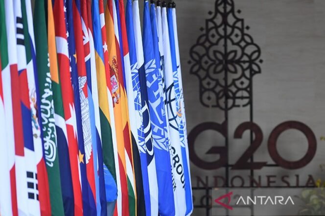 
					Ilustrasi - Kegiatan KTT G20 yang berlangsung di Bali, pada 15-16 November 2022. ANTARA FOTO/Media Center G20 Indonesia/Akbar Nugroho Gumay/nym. (ANTARA FOTO/Akbar Nugroho Gumay)
