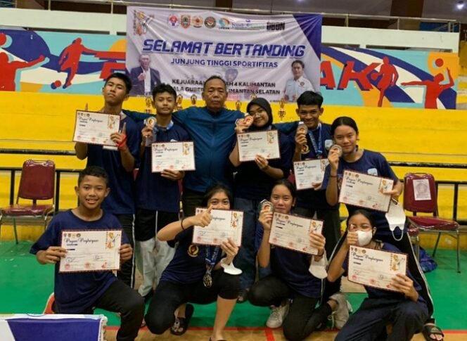 
					Atlet TI Kaltara mendapat medali di Kejurwil Taekwondo di Banjarmasin. Foto : Ist 