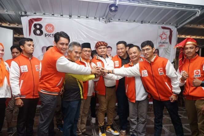 
					Adyansa dilantik menjadi Ketua PKS Muda Tarakan. Foto : Fokusborneo.com 