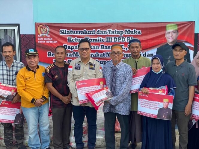 
					Anggota DPRD Kota Tarakan Rusli Jabba saat mendampingi Ketua Komite 3 DPD RI Hasan Basri berkunjung ke Tanah Kuning. Foto : Ist 