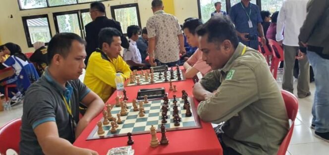 
					MN Saprulah Buat MF Owen Kembali Bertekuk Lutut di Nomor Catur Cepat