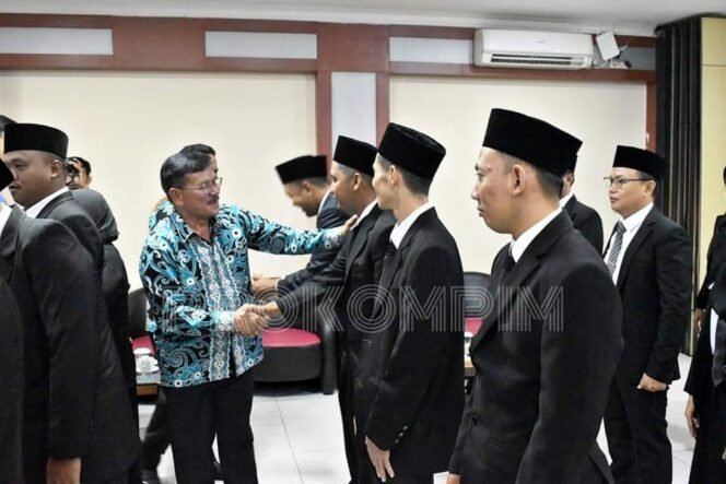 
					50 Anggota Panitia Pemilihan Kecamatan se-Bulungan Dilantik