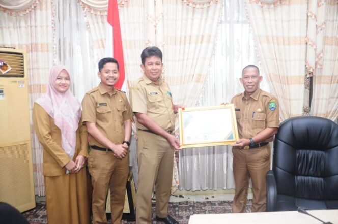 
					Pemkab Bulungan Terima Penghargaan Dari Kemendes RI