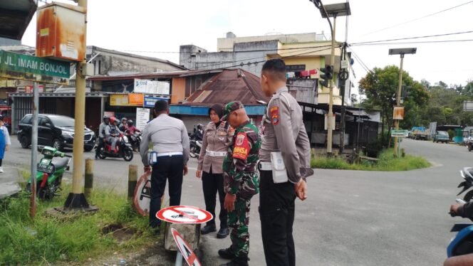 
					Kapolres Realisasikan Masukan dan Keluhan Warga Pamusian