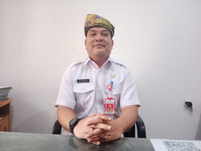 
					Kepala Badan BKPSDM Arman Jauhari 