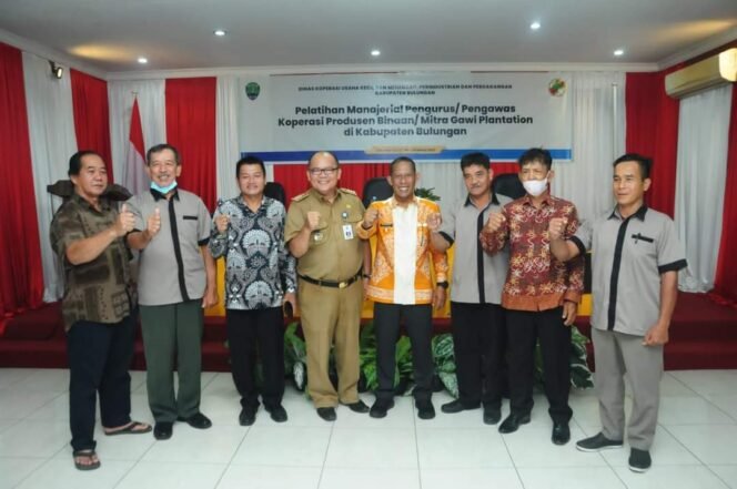 
					Syarwani Minta Libatkan Masyarakat Dengan Membentuk Koperasi Plasma