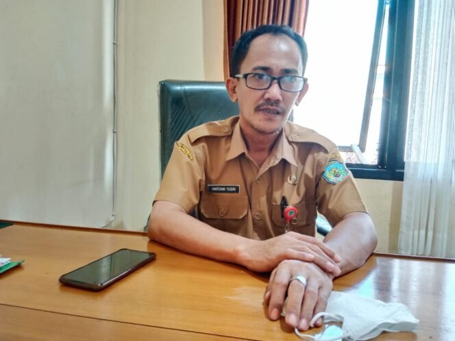 
					Kepala Disperindagkop Tana Tidung, Hardani 