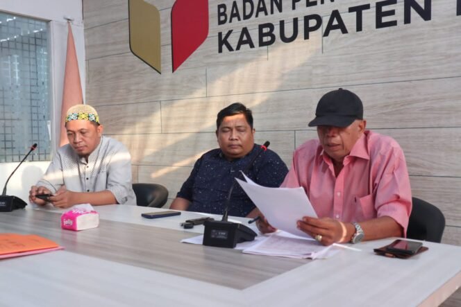 
					Timsel untuk penjaringan Komisioner Bawaslu Kaltara 