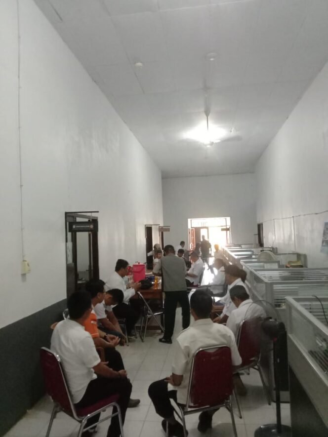 
					Hari Pertama Masuk kerja, BPBD Tana Tidung Awali Dengan Apel dan Halal Bihalal