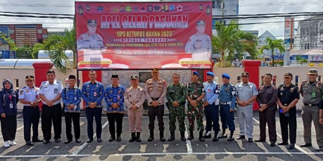 
					Foto Bersama Pelaksanaan Apel Gelar Pasukan OPS Ketupat Kayan 2023 di Tarakan. Foto: fokusborneo.com