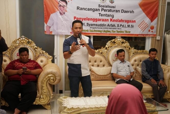 
					Anggota DPRD Provinsi Kaltara Syamsuddin Arfah sosialisasikan Raperda tentang Penyelenggaraan Keolahragaan. Foto : Ist 