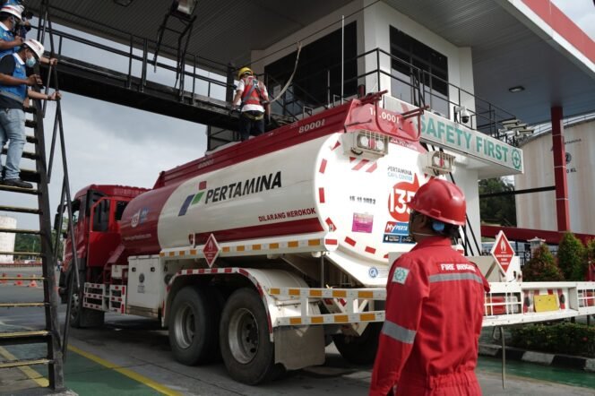
					Satgas RAFI 2023 Berakhir, Pertamina Patra Niaga Regional Kalimantan Sukses Amankan Pasokan Energi
