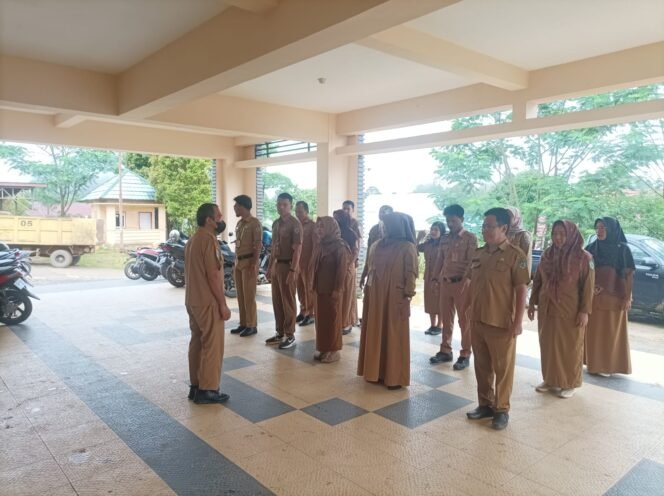 
					Apel Pagi dilingkungan Dinas Kominfo Tana Tidung, Senin (8/5)