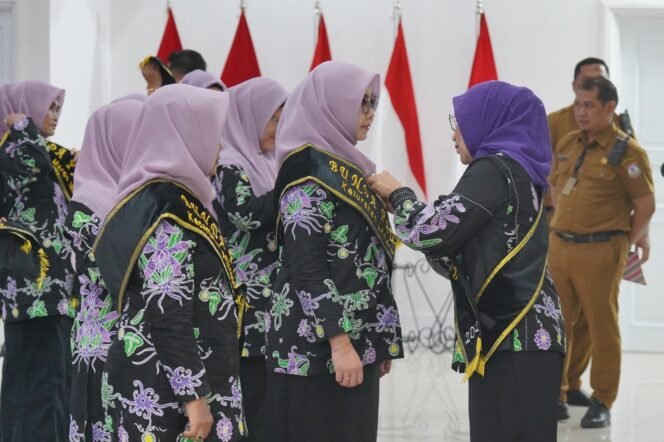 
					Resmi Dikukuhkan, Wali Kota Apresiasi Peran Penting Bunda PAUD Kecamatan dan Kelurahan di Masyarakat