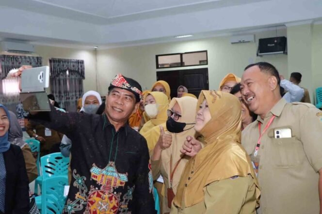 
					Hari ini, Gubernur akan Serahkan Bankeu Insentif Guru