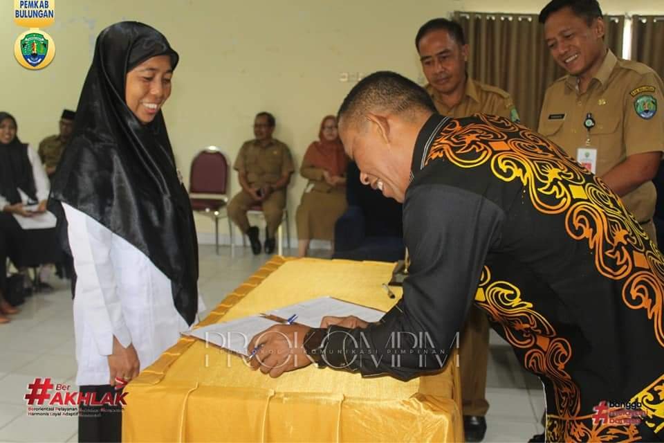 15 Guru P3K Terima SK, Bupati Ingatkan Sekolah Butuh Banyak Guru