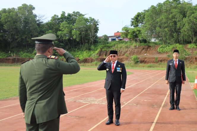 
					Bupati Tana Tidung, Ibrahim Ali memimpin upacara peringatan Hari Lahir Pancasila