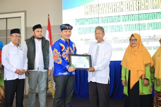 
					Bupati Ibrahim Ali Harap Pengurus Baru Muhammadiyah dan Aisyiyah Bersinergi Bangun Upun Taka