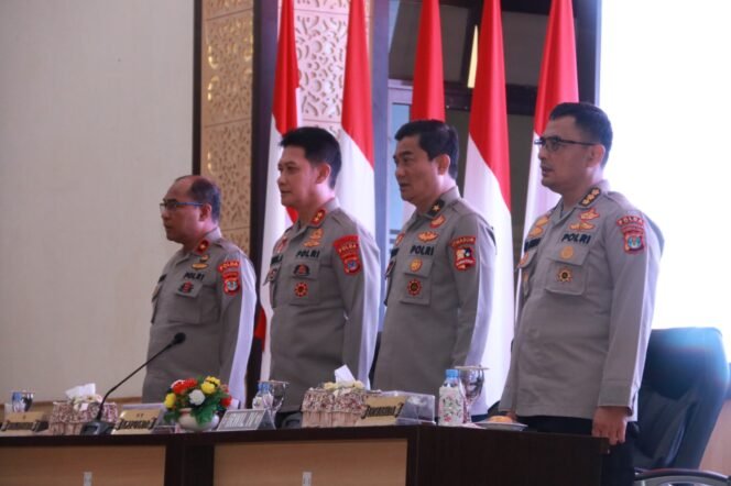 
					Irwil IV Itwasum Polri Gelar Taklimat Awal Audit Kinerja Tahap II di Polda Kaltara