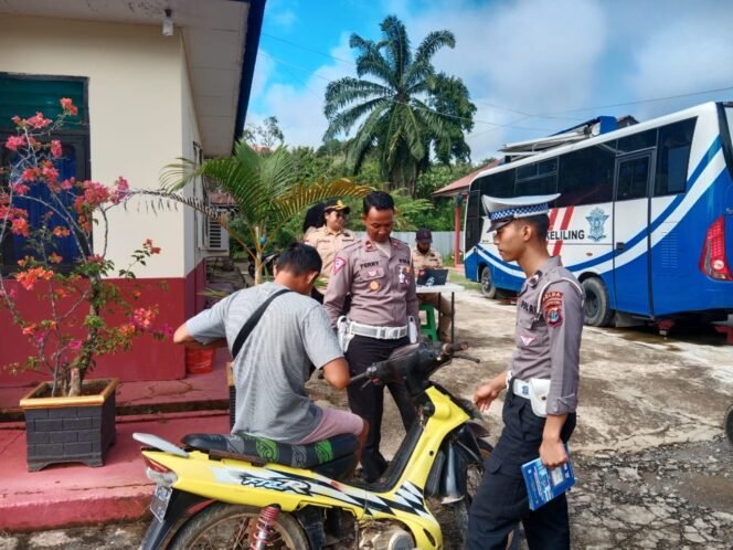 
					Satlantas Polres Tana Tidung Berikan Sosialisasi  Kepada Pelajar 