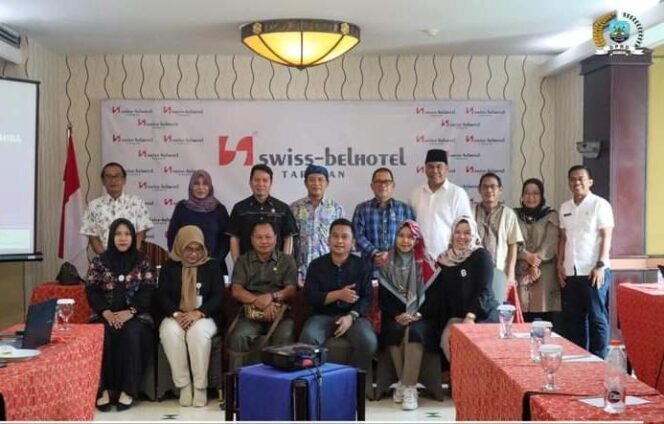 
					Pansus 3 DPRD Provinsi Kaltara kembali membahas Raperda tentang Kerugian Akibat Pencemaran. Foto : Ist