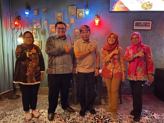 
					Di Jakarta, Gubernur Zainal Terima Audiensi SKK Migas Kalsul