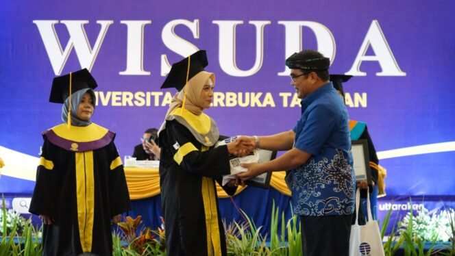 
					Wisuda Universitas Terbuka Tarakan Tahun 2023. Foto: ist