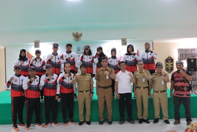 
					Gubernur Melepas Kontingen Pelajar Kaltara Menuju POPNAS XVI Palembang