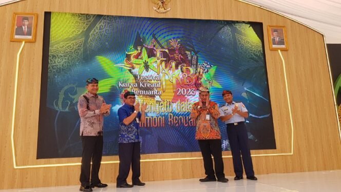 
					Opening Ceremony Festival Karya Kreatif Benuanta 2023 momentum pemulihan ekonomi di Kaltara. Foto : Fokusborneo.com