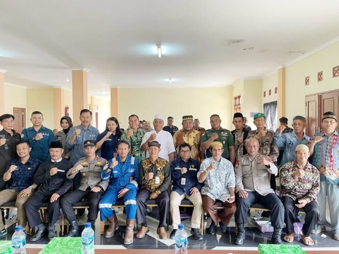 
					Sinergi dengan Ditpamobvit Polda Kaltara, SKK Migas bersama JOB Simenggaris gelar Sosialisasi Obvitnas di Tana Lia