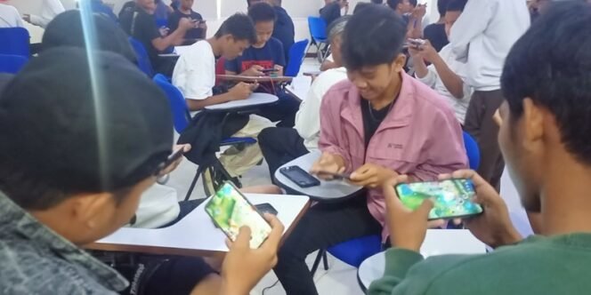 
					Ratusan Gamer Ikuti Turnamen E-Sport UT Tarakan Fest 2023